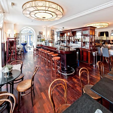 Neptun Hotel Kuhlungsborn Bagian luar foto