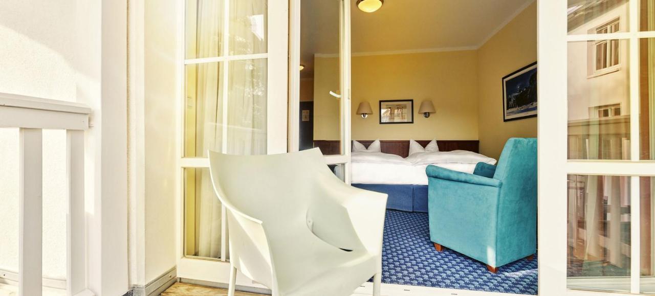 Neptun Hotel Kuhlungsborn Bagian luar foto