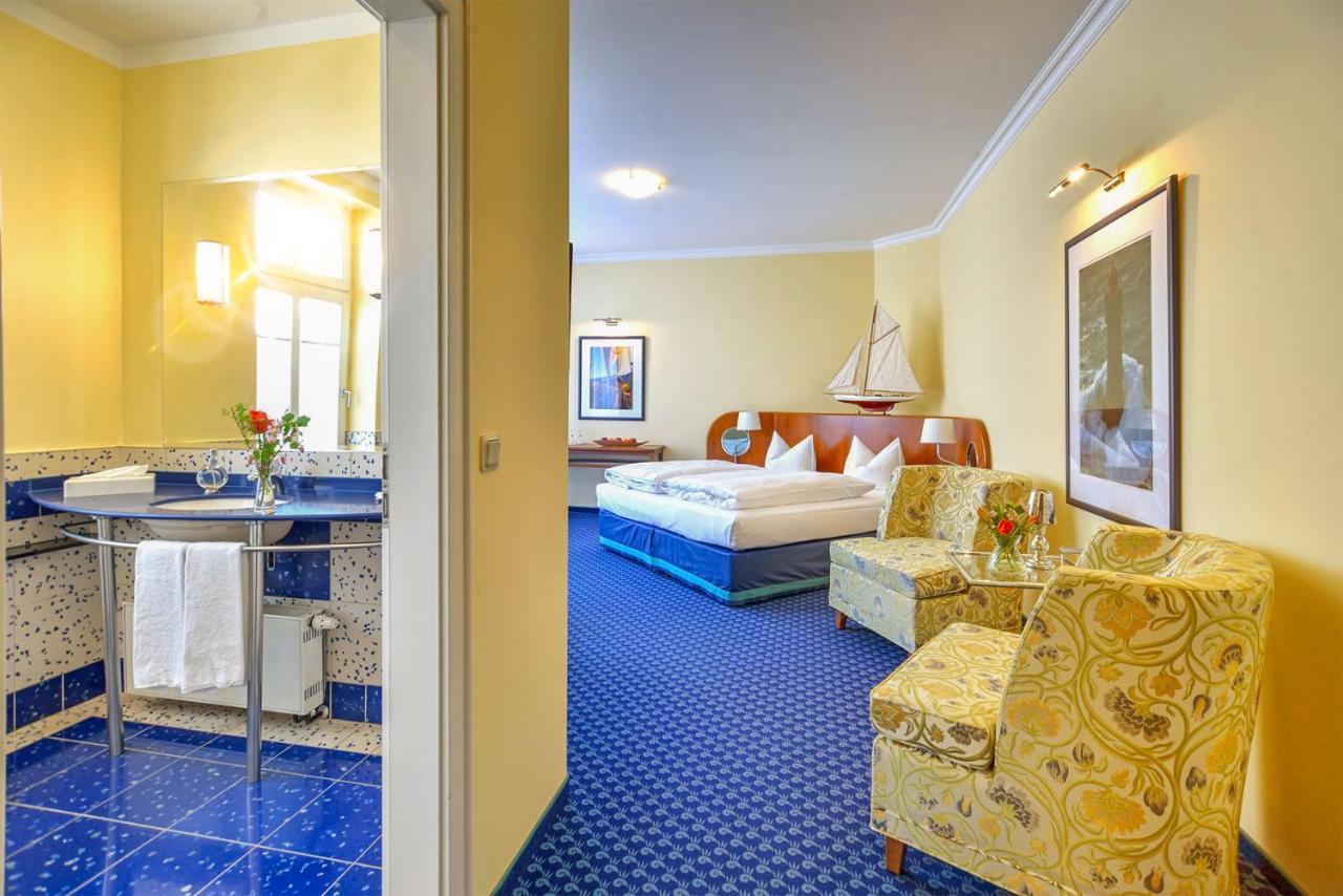 Neptun Hotel Kuhlungsborn Ruang foto