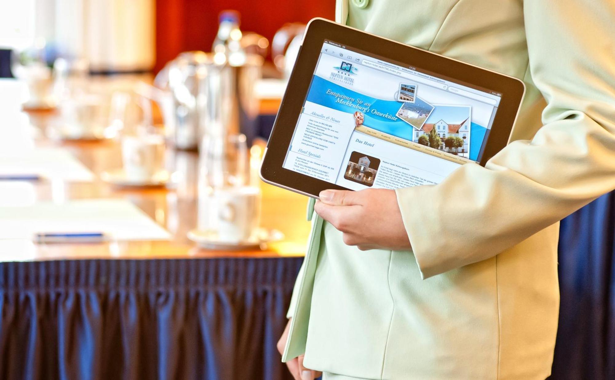 Neptun Hotel Kuhlungsborn Bagian luar foto